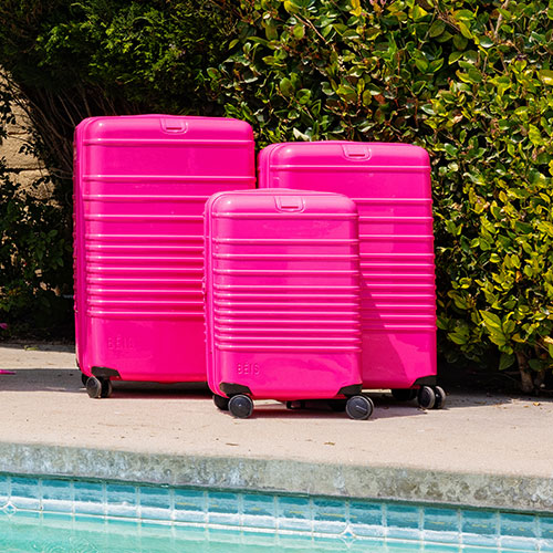 The Medium Check-In Roller in Barbieª Pink