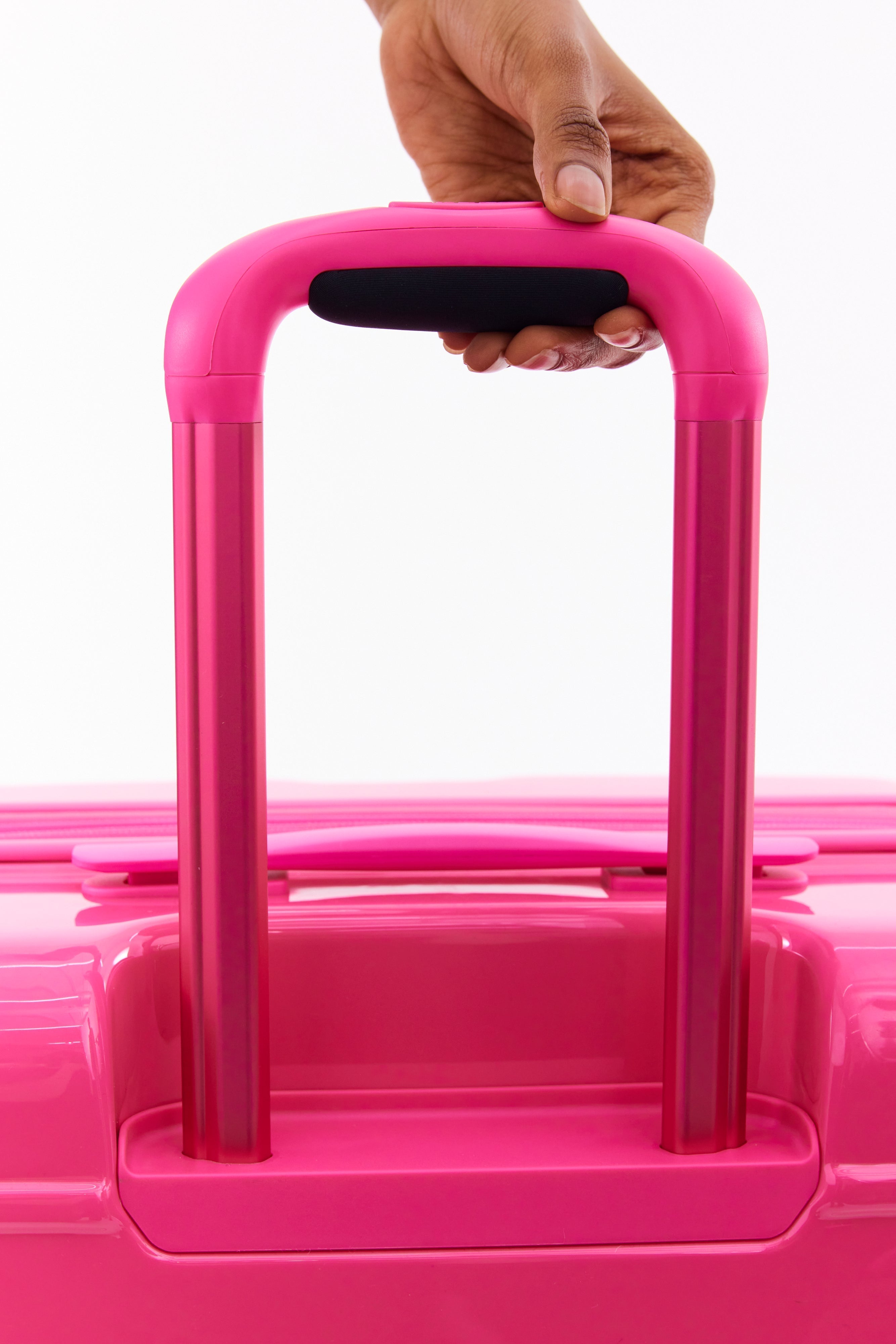 The Medium Check-In Roller in Barbieª Pink