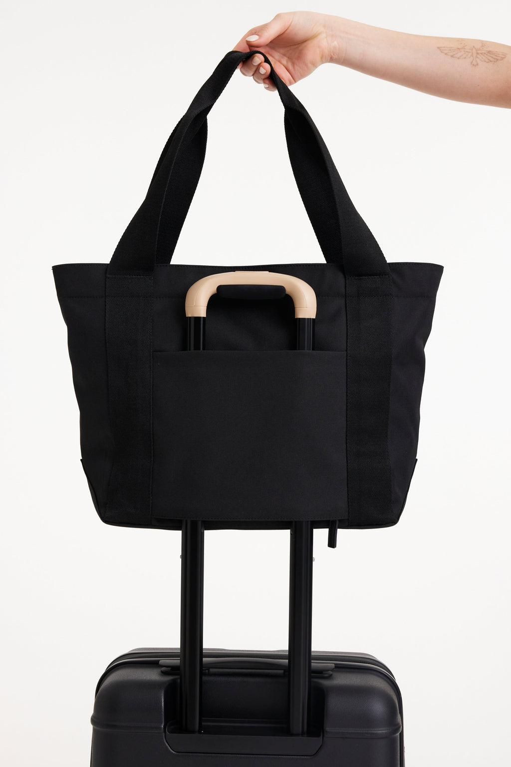Resale The BƒISics Tote in Black