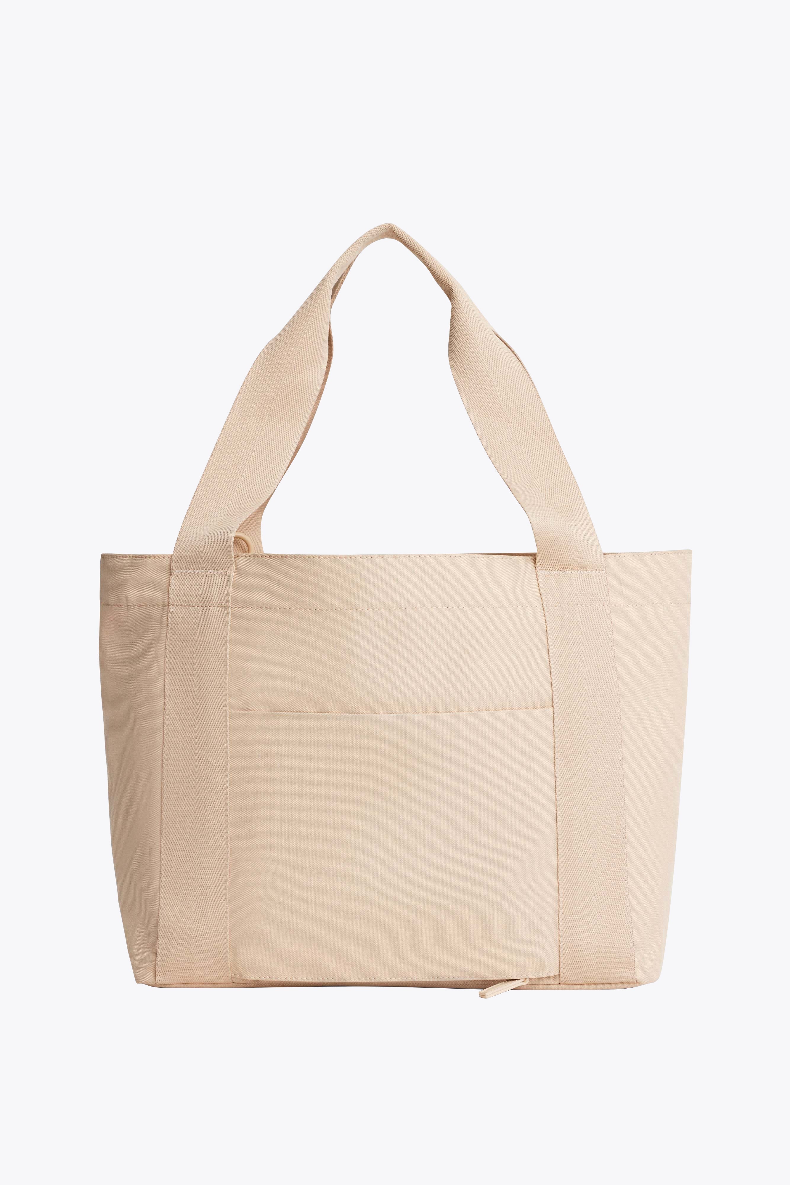Resale The BƒISics Tote in Beige