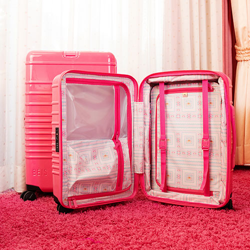 The Carry-On Roller in Barbieª Pink