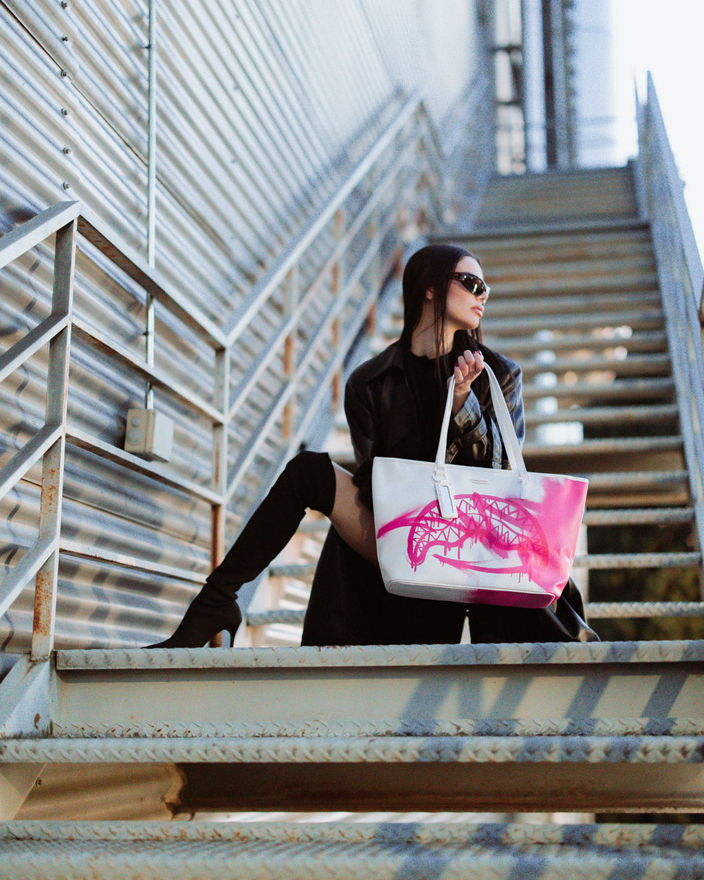 DESIGN STORM TOTE